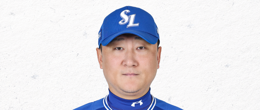 배영섭타격코치 - 생년월일 : 1986-06-27, 키/몸무게 : 178cm / 78kg, 경력 : 신곡초-수원북중-유신고-동국대, 삼성입단 : 2023년   월