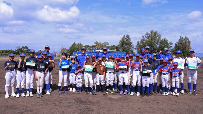 삼성, 온나손 초,중 야구-소프트볼 팀에 야구공 증정