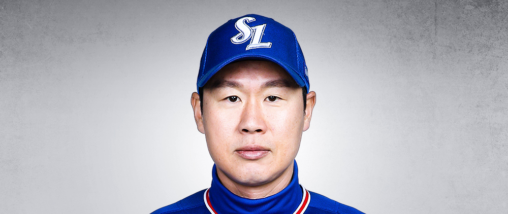 강봉규주루코치 - 생년월일 : 1978-01-12, 키/몸무게 : 183cm / 88kg, 경력 : 부산부천초-개성중-경남고-고려대, 삼성입단 : 2000년   02월
