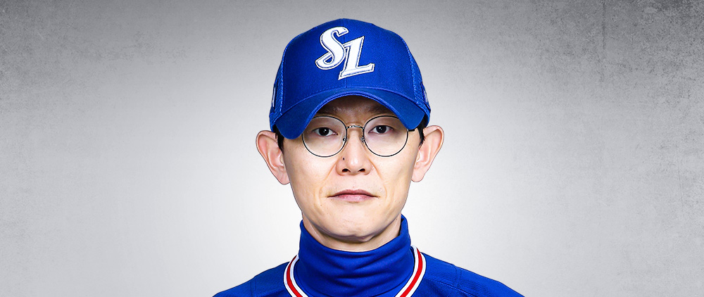 류호인퓨처스팀 트레이닝코치 - 생년월일 : 1977-09-19, 키/몸무게 : 174cm / 60kg, 경력 : 대구경진초-침산중-대륜고-김천대, 삼성입단 : 2006년   월