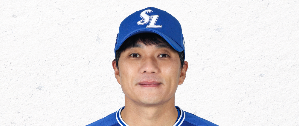 이종욱작전·외야코치 - 생년월일 : 1980-06-18, 키/몸무게 : 176cm / 78kg, 경력 : 면목초-홍은중-선린정보고-영남대, 삼성입단 : 2025년   월