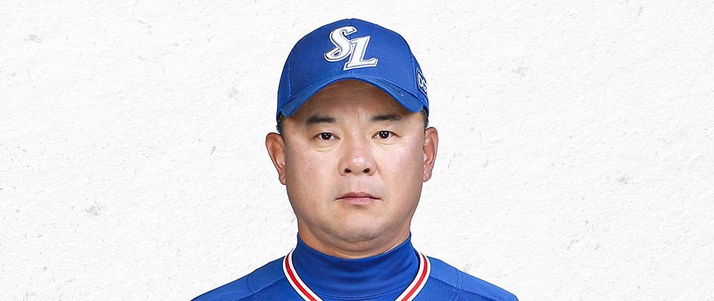 이윤효육성군 총괄·수비코치 - 생년월일 : , 키/몸무게 : cm / kg, 경력 : , 삼성입단 : 2025년 &nbsp; 12월